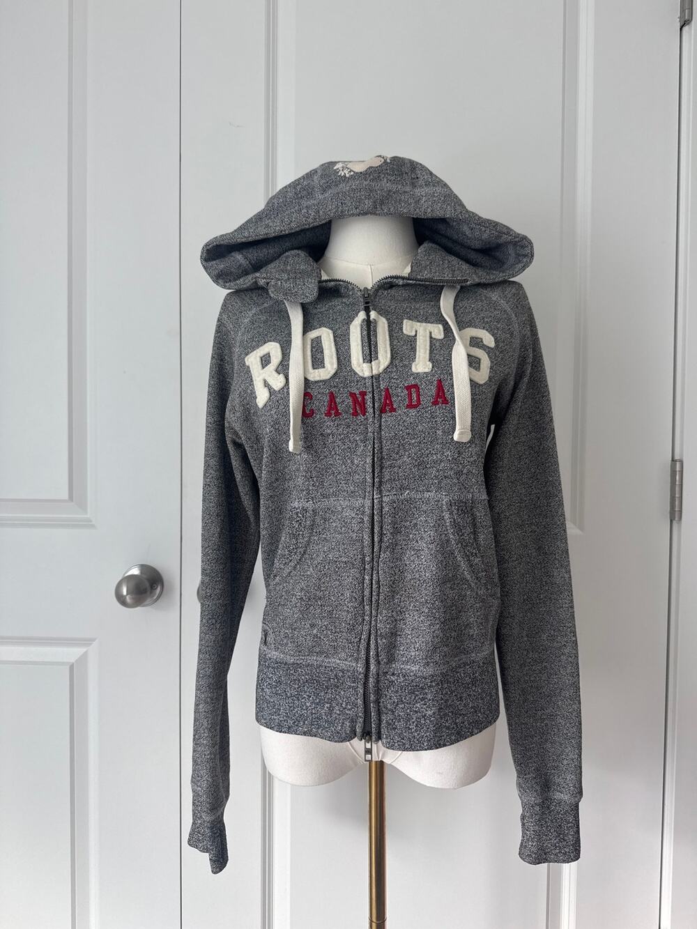 Roots Canada Hoodie Preppy Old Money Y2K Vintage Style